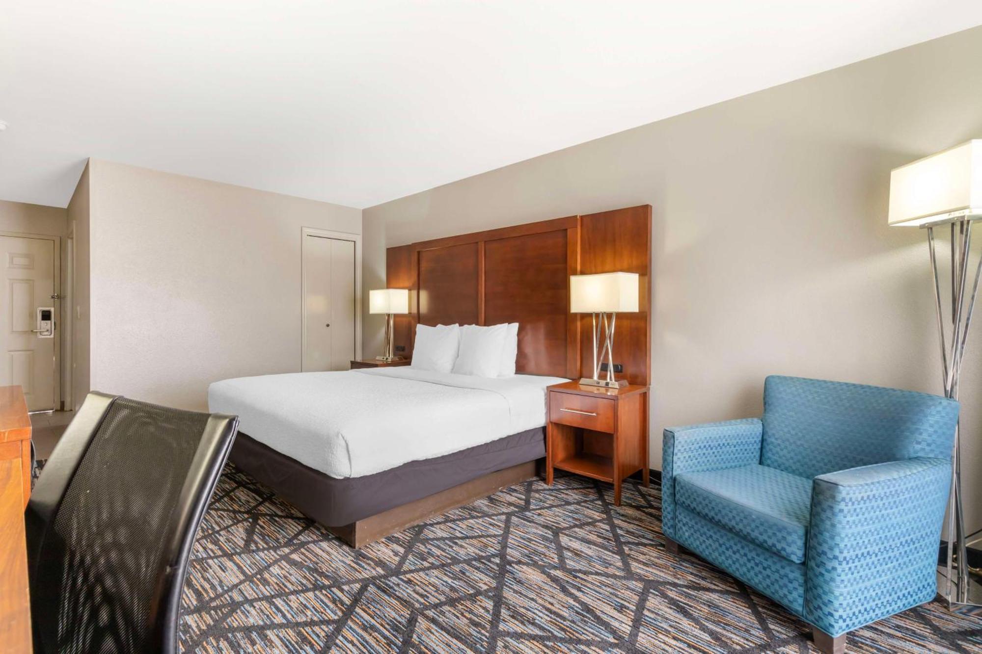 Best Western Near Lackland Afb Seaworld San Antonio Exteriör bild